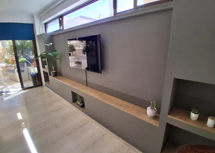 Diotima Ханья (Крит)